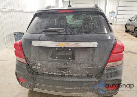 2020 Chevrolet Trax Premier z USA, uszkodzony, nr VIN 3GNCJRSB5LL279859